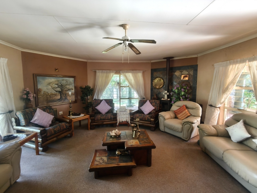 2 Bedroom Property for Sale in Swartruggens North West